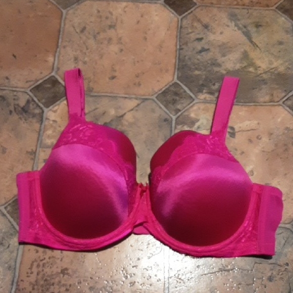 Ambrielle Other - Ambrielle Fuchsia Lace Bra Size 42DD